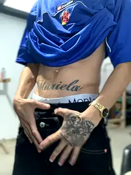 cristiianmartinez – webcam model profile photo Image 16