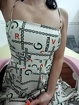 Aurora_-77 – webcam model profile photo Image 18