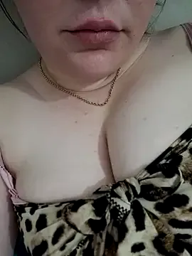 ceceliapidcock – webcam model profile photo Image 3