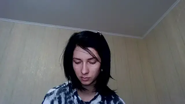 JuicyFruits93 – webcam model profile photo Image 12