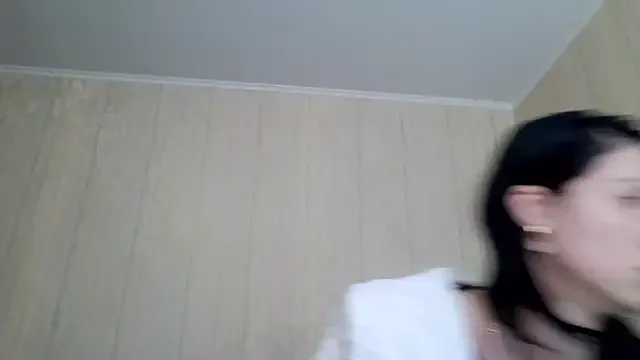 JuicyFruits93 – webcam model profile photo Image 14