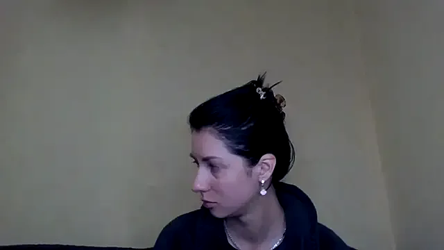 JuicyFruits93 – webcam model profile photo Image 17