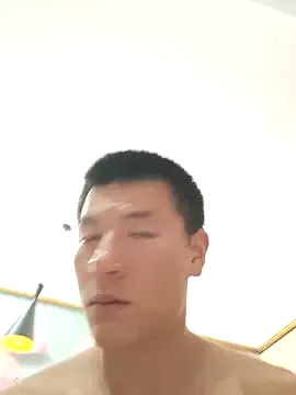 qiqi_x – webcam model profile photo Image 8