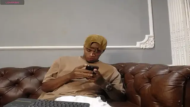 Baby_asha – webcam model profile photo Image 6