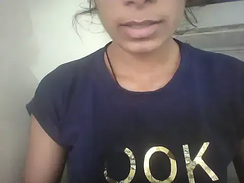 Julia-Sugar – webcam model profile photo Image 4