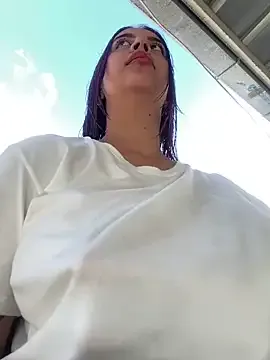 Gold_digger____ – webcam model profile photo Image 5