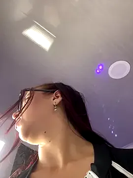 Gold_digger____ – webcam model profile photo Image 7