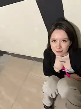 alissa_wxw – webcam model profile photo Image 6