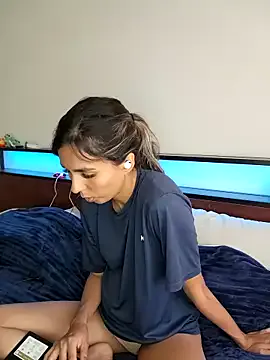 Nikky_Divine – webcam model profile photo Image 3