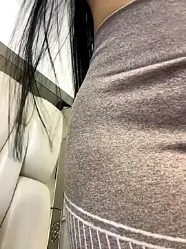 telladreamer_ – webcam model profile photo Image 9