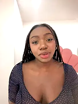 Aurora_-77 – webcam model profile photo Image 18