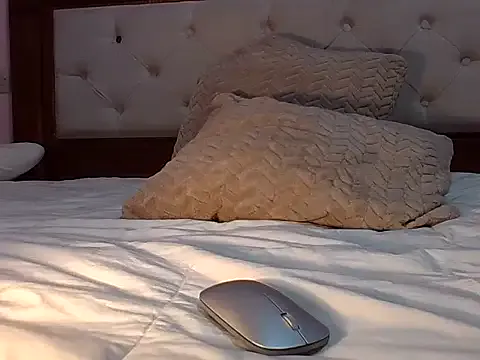 Sexy-Milla – webcam model profile photo Image 4