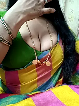nina_b1um – webcam model profile photo Image 11