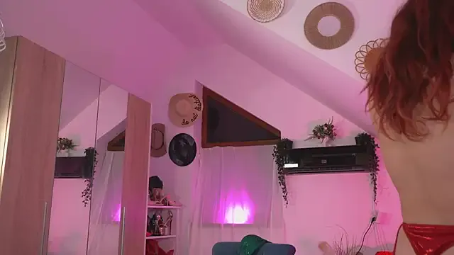 Aurora_Bennet – webcam model profile photo Image 16