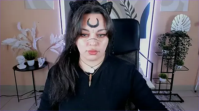 AmiraDevill Image 2