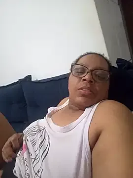 lia_xiomy_ – webcam model profile photo Image 4