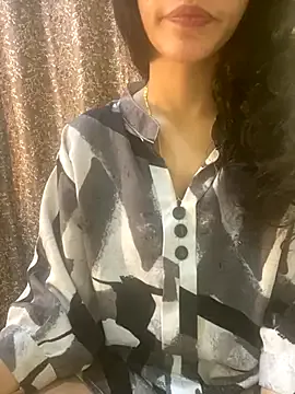 mc-Olivia – webcam model profile photo Image 19