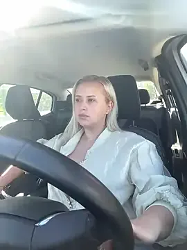 Rose_berry – webcam model profile photo Image 6