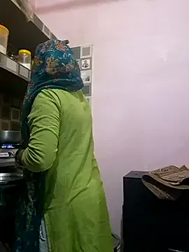 Lalitha-1995 – webcam model profile photo Image 16