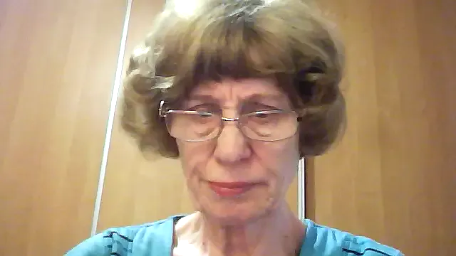 nina_b1um – webcam model profile photo Image 13