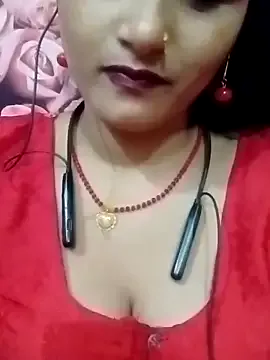 Rose_berry – webcam model profile photo Image 7