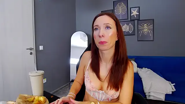 AsteriaHamel – webcam model profile photo Image 19