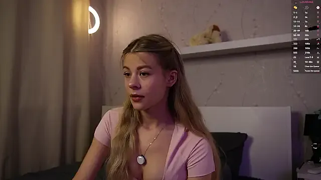 yesonee – webcam model profile photo Image 14