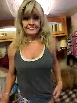 shaarebaare – webcam model profile photo Image 14