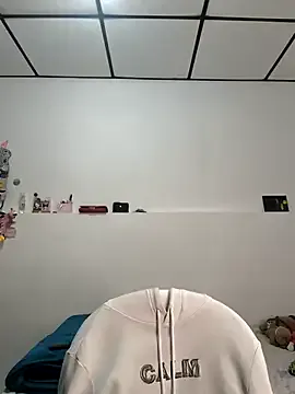 mc-Olivia – webcam model profile photo Image 17