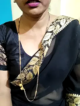 LoveOnStream – webcam model profile photo Image 15