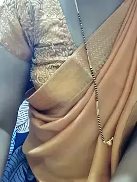 LoveOnStream – webcam model profile photo Image 4