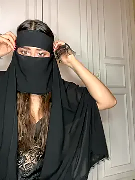 tokio_and_rio – webcam model profile photo Image 3