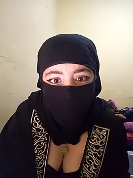 Sandhya_77 – webcam model profile photo Image 13