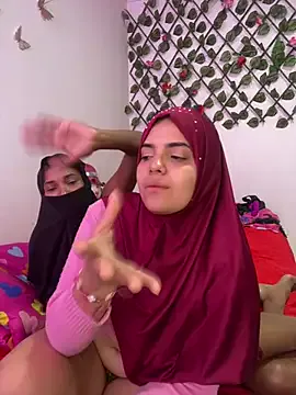 Arab_rainbow_girls Image 2