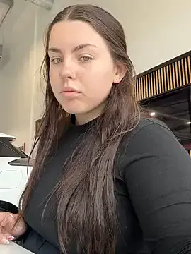 Simone_Miller – webcam model profile photo Image 16