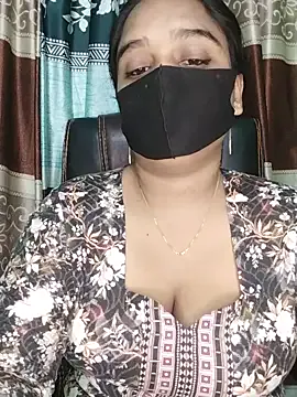 VixenCapri – webcam model profile photo Image 14