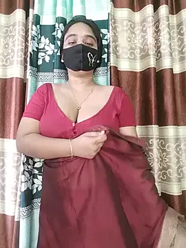 VixenCapri – webcam model profile photo Image 8