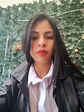 Alice-777 – webcam model profile photo Image 9