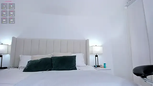 OnlyPragya – webcam model profile photo Image 17