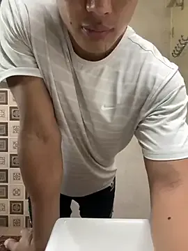 queen_kitty1818 – webcam model profile photo Image 17