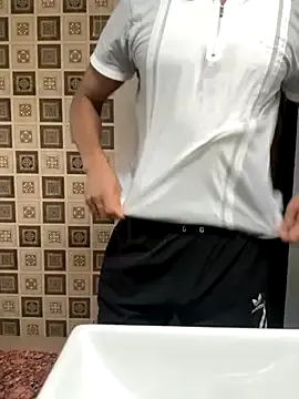 queen_kitty1818 – webcam model profile photo Image 18