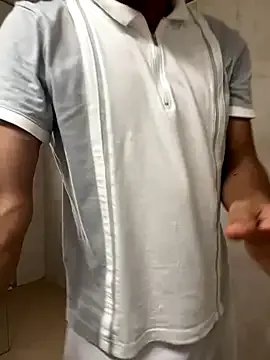 queen_kitty1818 – webcam model profile photo Image 7