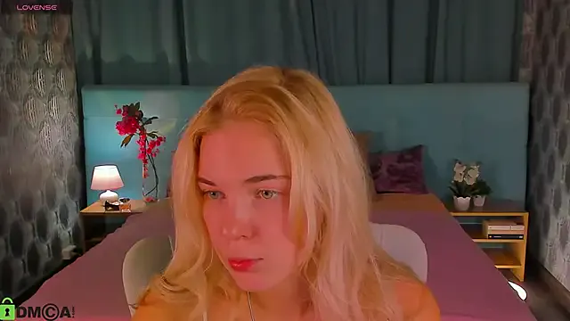 Karina_sexy9 – webcam model profile photo Image 10