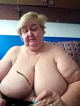 Teri_lella – webcam model profile photo Image 2