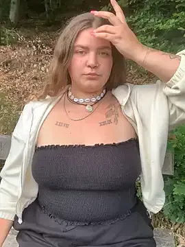 badcurvy Image 19