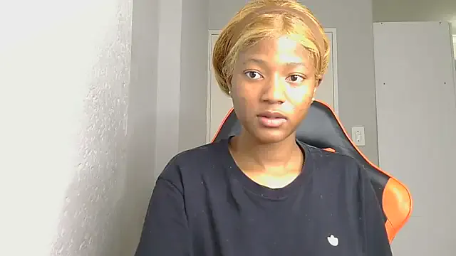 ceceliapidcock – webcam model profile photo Image 16