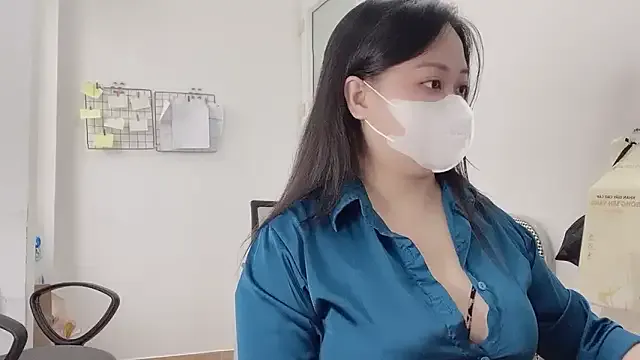 ilariea_girl – webcam model profile photo Image 2