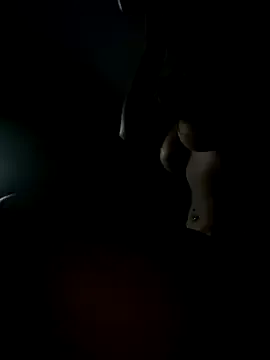 thanusi_2 – webcam model profile photo Image 6