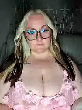 _redxxx – webcam model profile photo Image 9