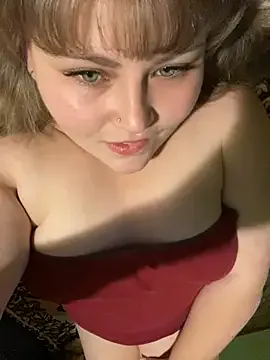 suannedoriean – webcam model profile photo Image 19